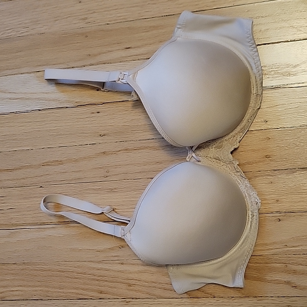 Wacoal Nursing Bra 36C